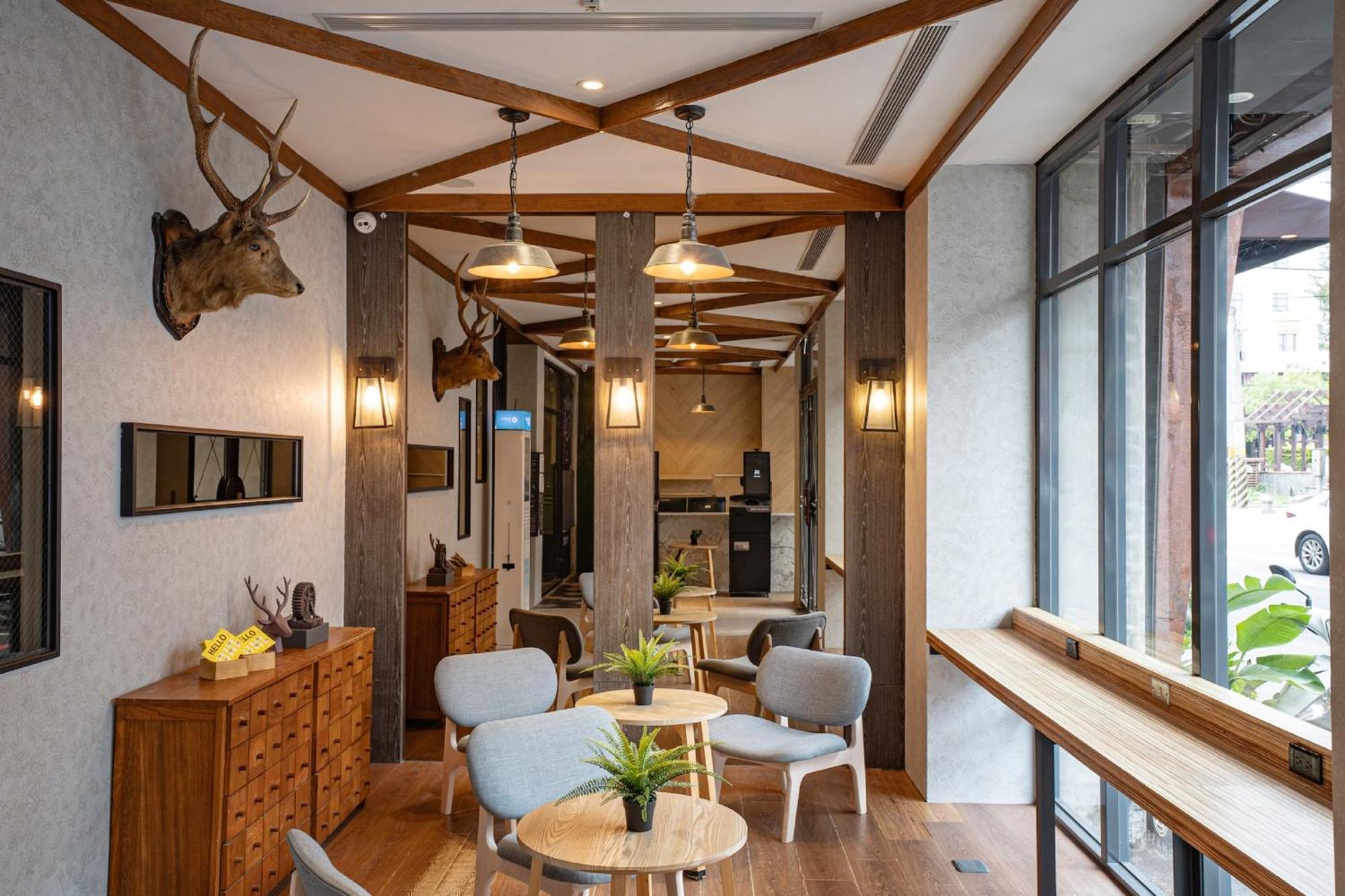 Chase Hotel Taichung Exterior foto